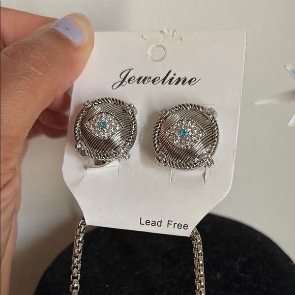 Silver Necklace with Crystal Accents and Delicate Chain - Picture 11 of 17